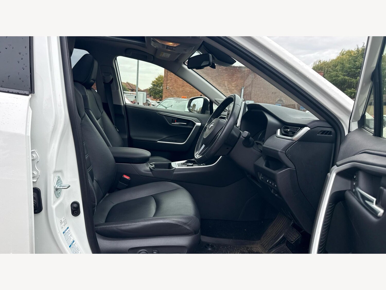 Used Toyota RAV4 2020 for sale - 76151961: Photo 13