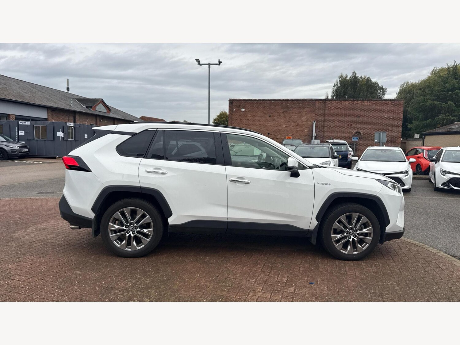 Used Toyota RAV4 2020 for sale - 76151961: Photo 18