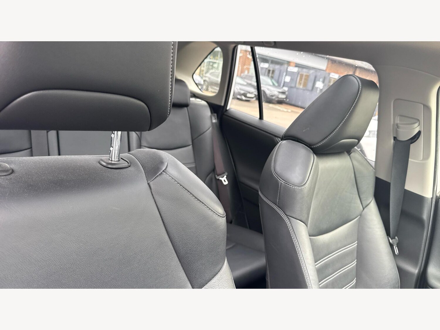 Used Toyota RAV4 2020 for sale - 76151961: Photo 32