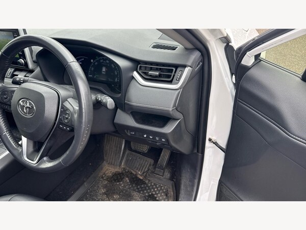 Used Toyota RAV4 2020 for sale - 76151961: Photo 34