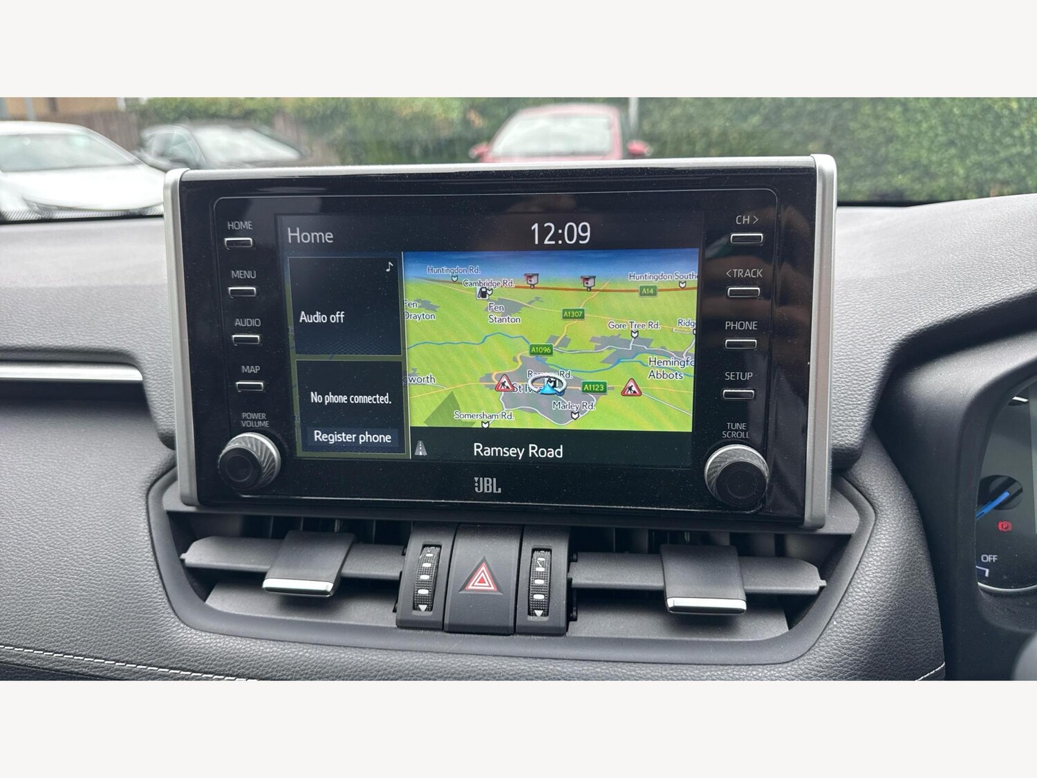 Used Toyota RAV4 2020 for sale - 76151961: Photo 9