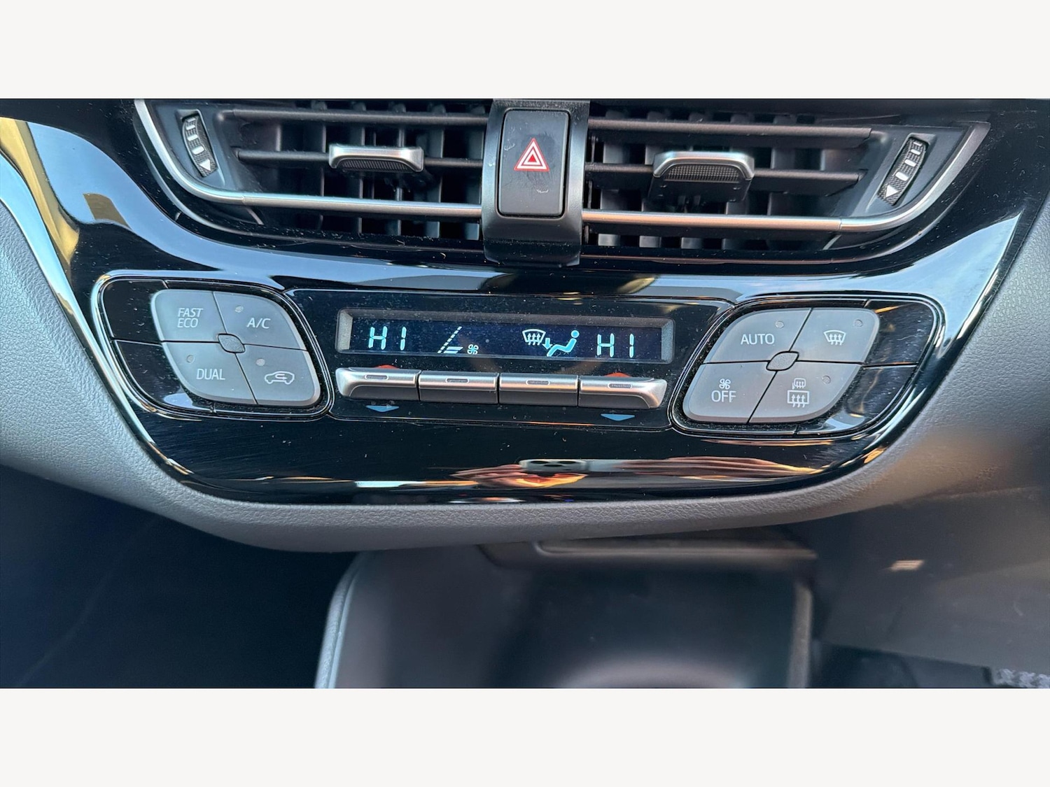 Used Toyota C-HR for sale - 77358603: Photo 26