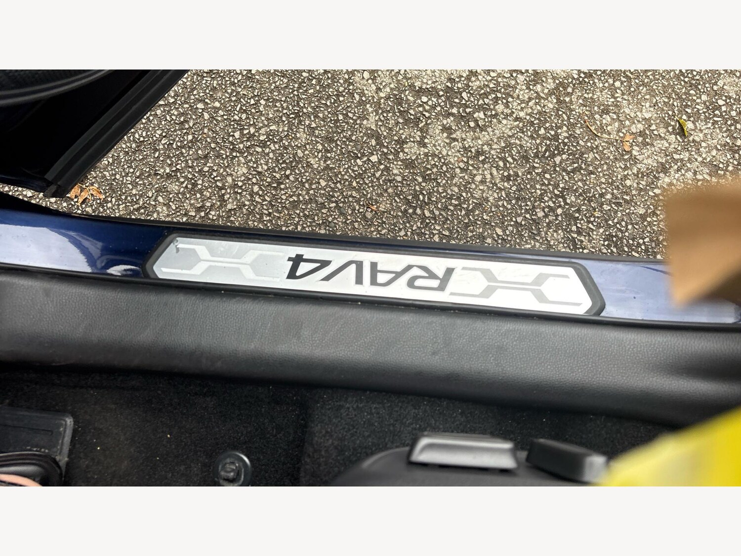 Used Toyota RAV4 2022 for sale - 76247160: Photo 32