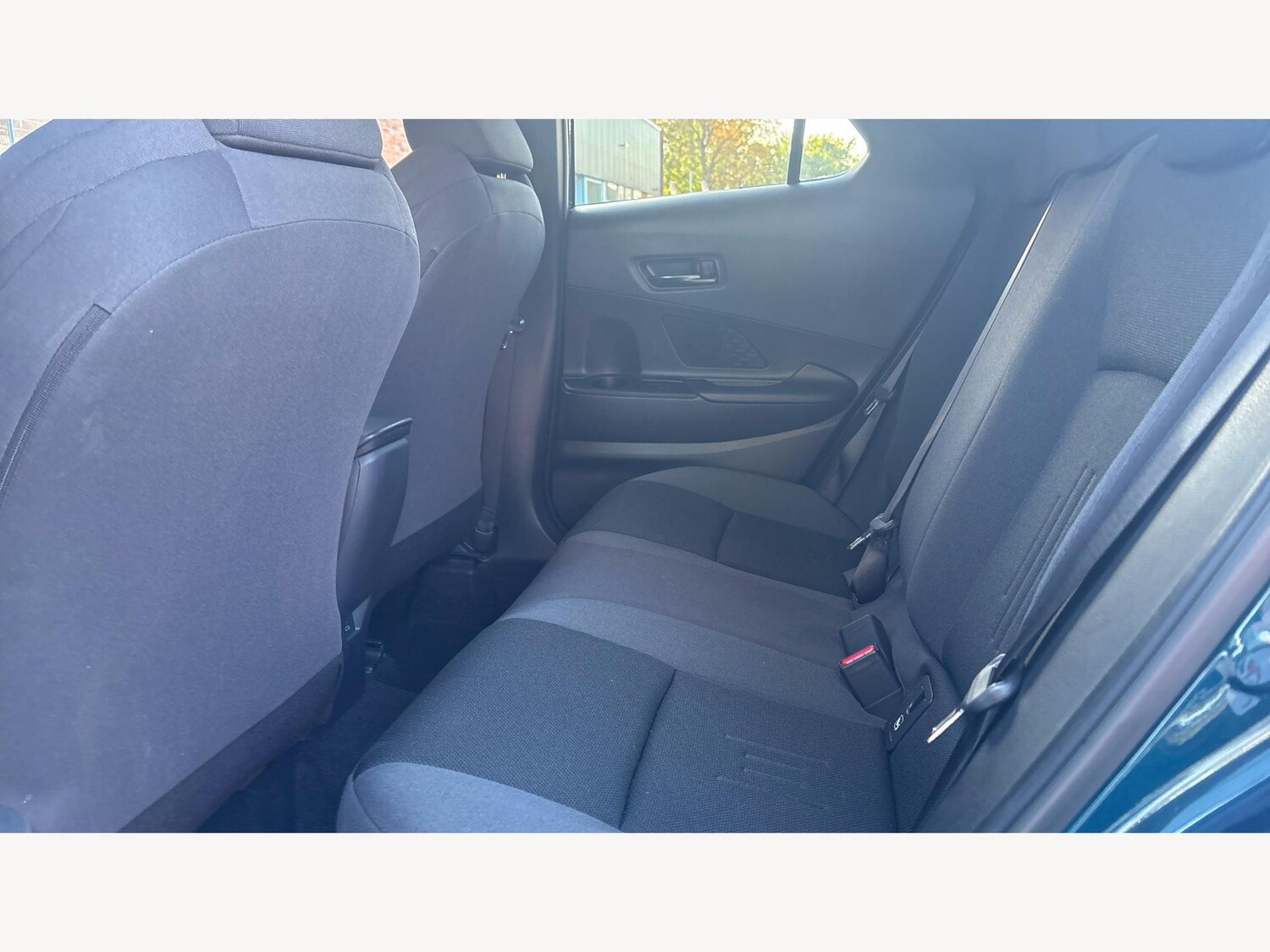 Used Toyota C-HR 2025 for sale - 76085036: Photo 15