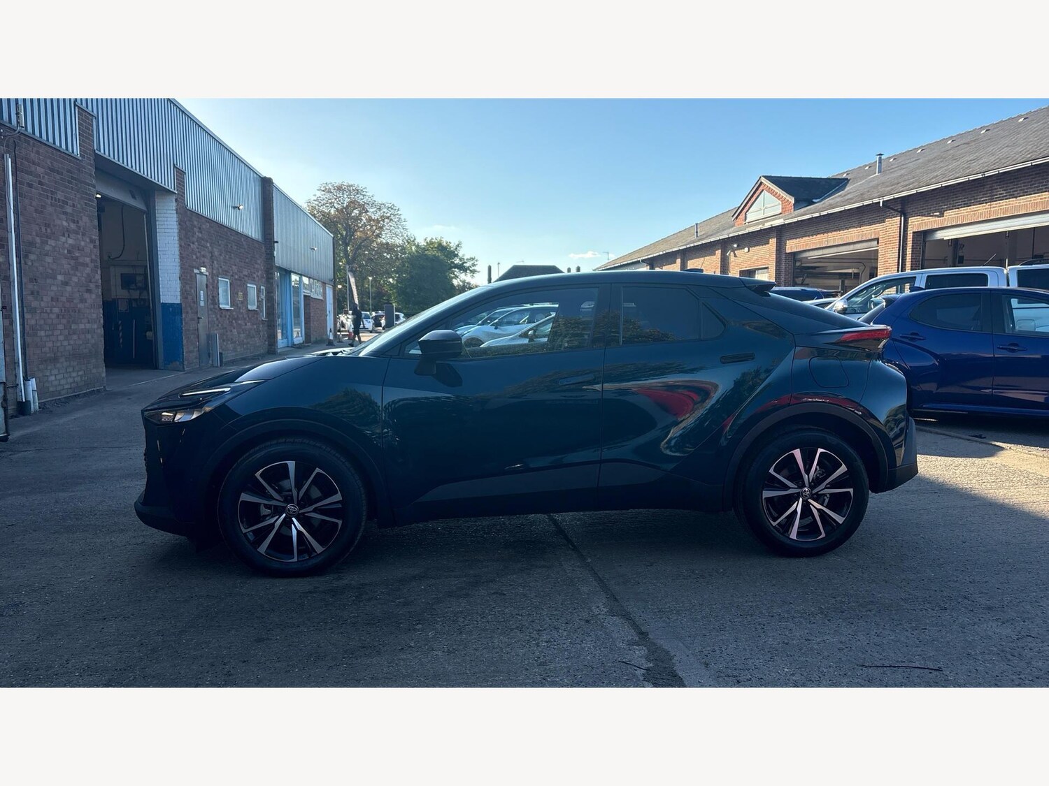 Used Toyota C-HR 2025 for sale - 76085036: Photo 19