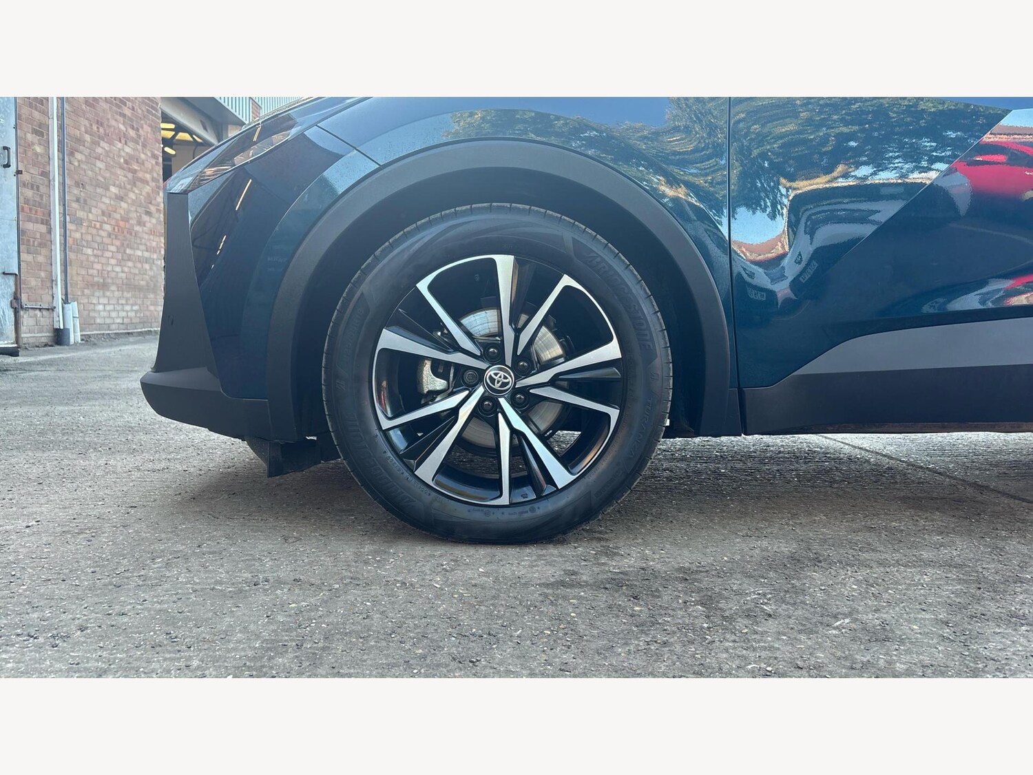 Used Toyota C-HR 2025 for sale - 76085036: Photo 20