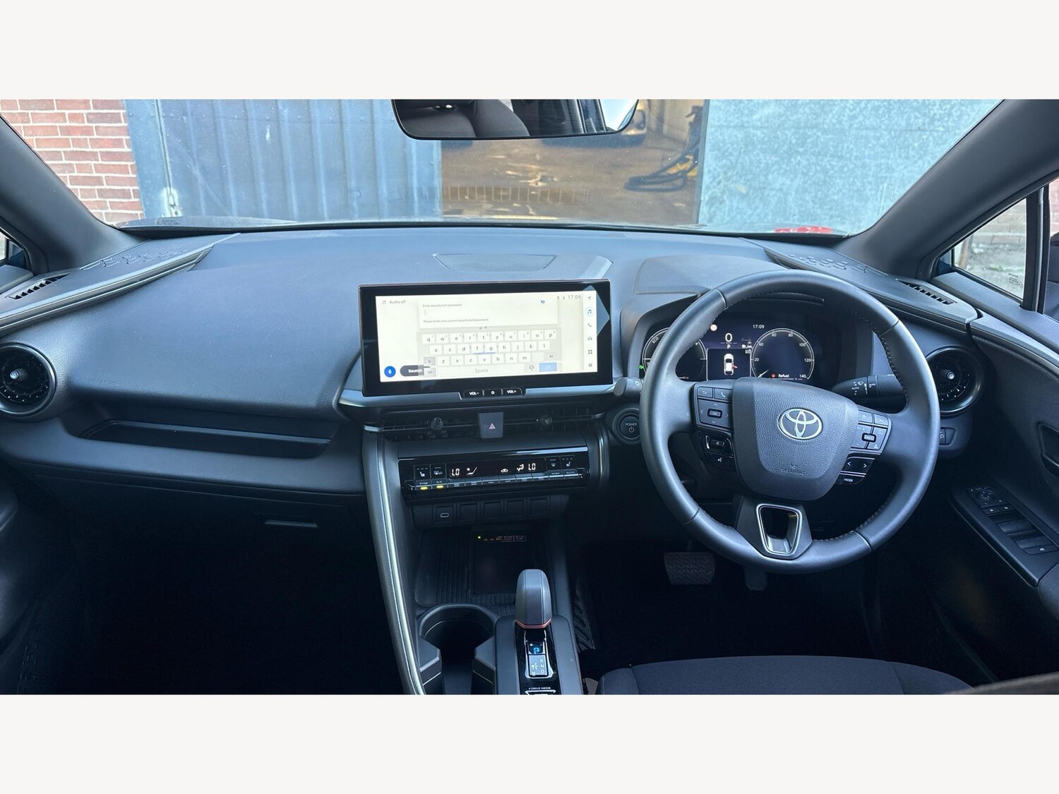 Used Toyota C-HR 2025 for sale - 76085036: Photo 7
