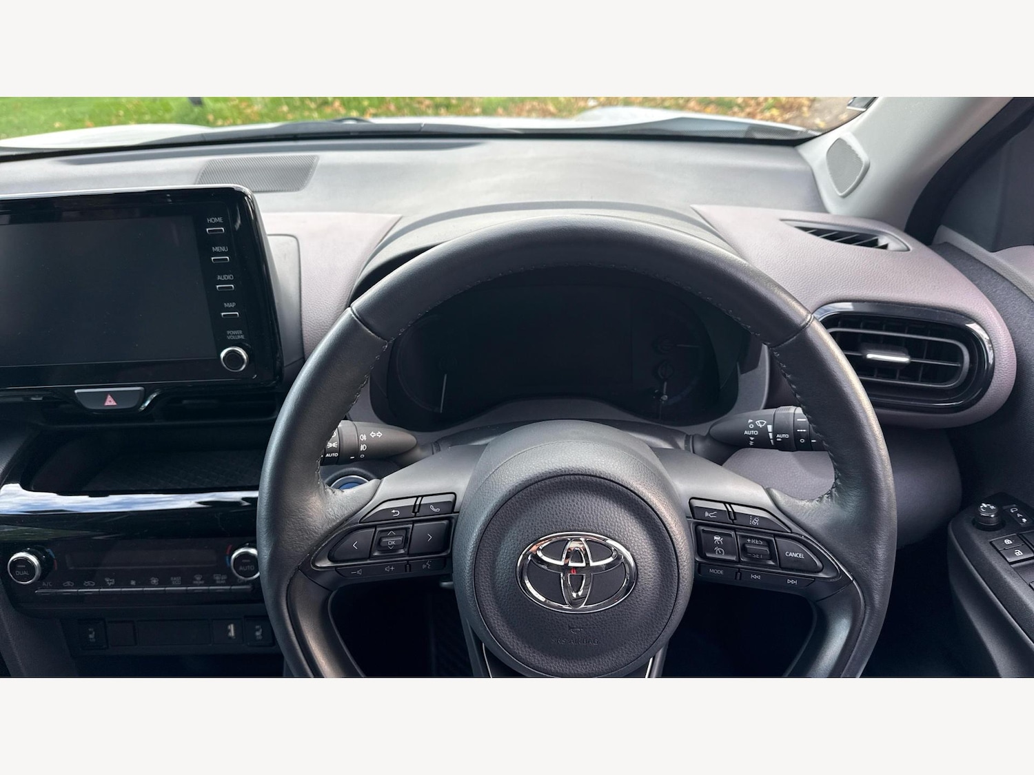 Used Toyota Yaris Cross 2024 for sale - 76561854: Photo 10