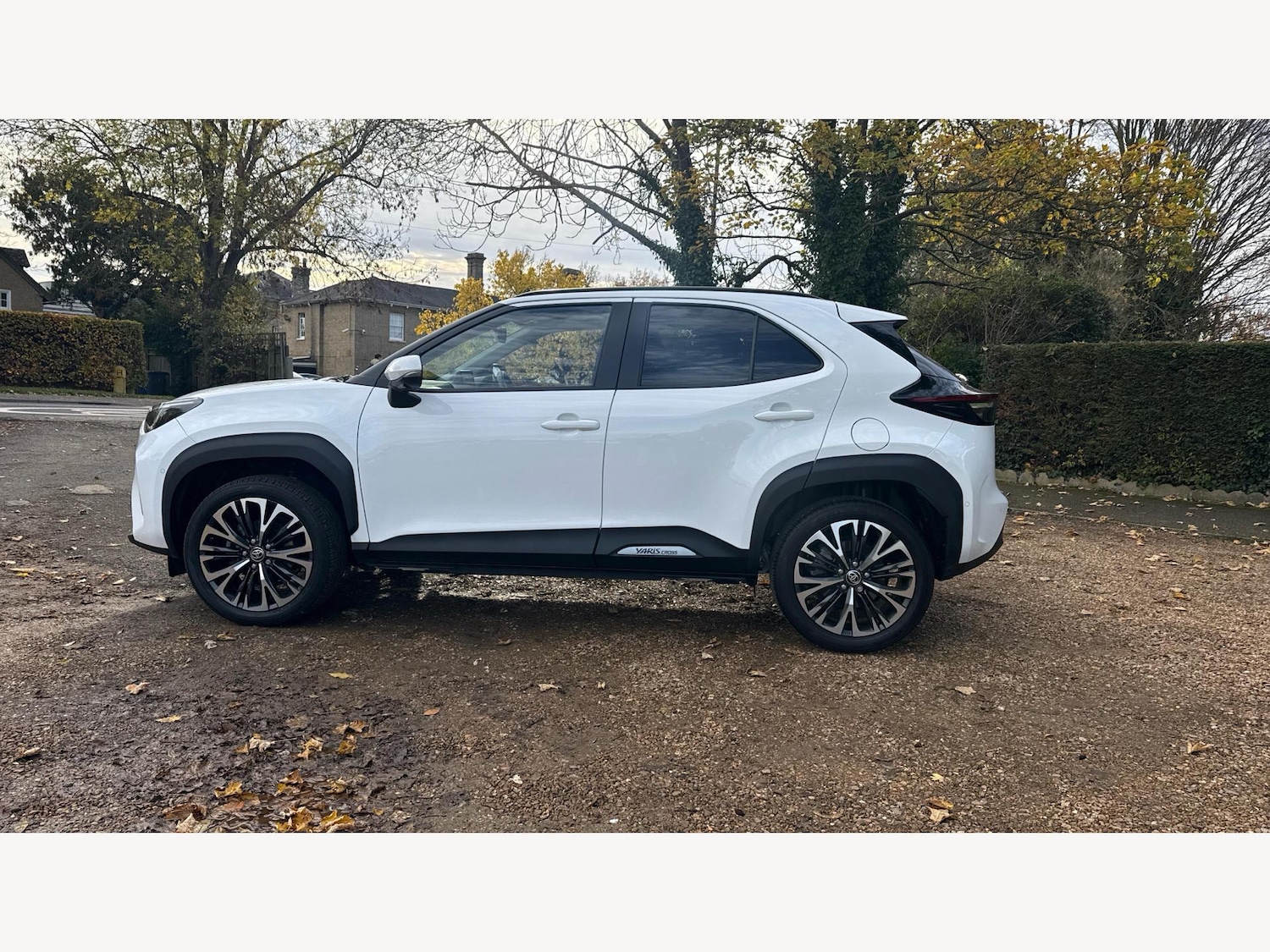 Used Toyota Yaris Cross 2024 for sale - 76561854: Photo 19