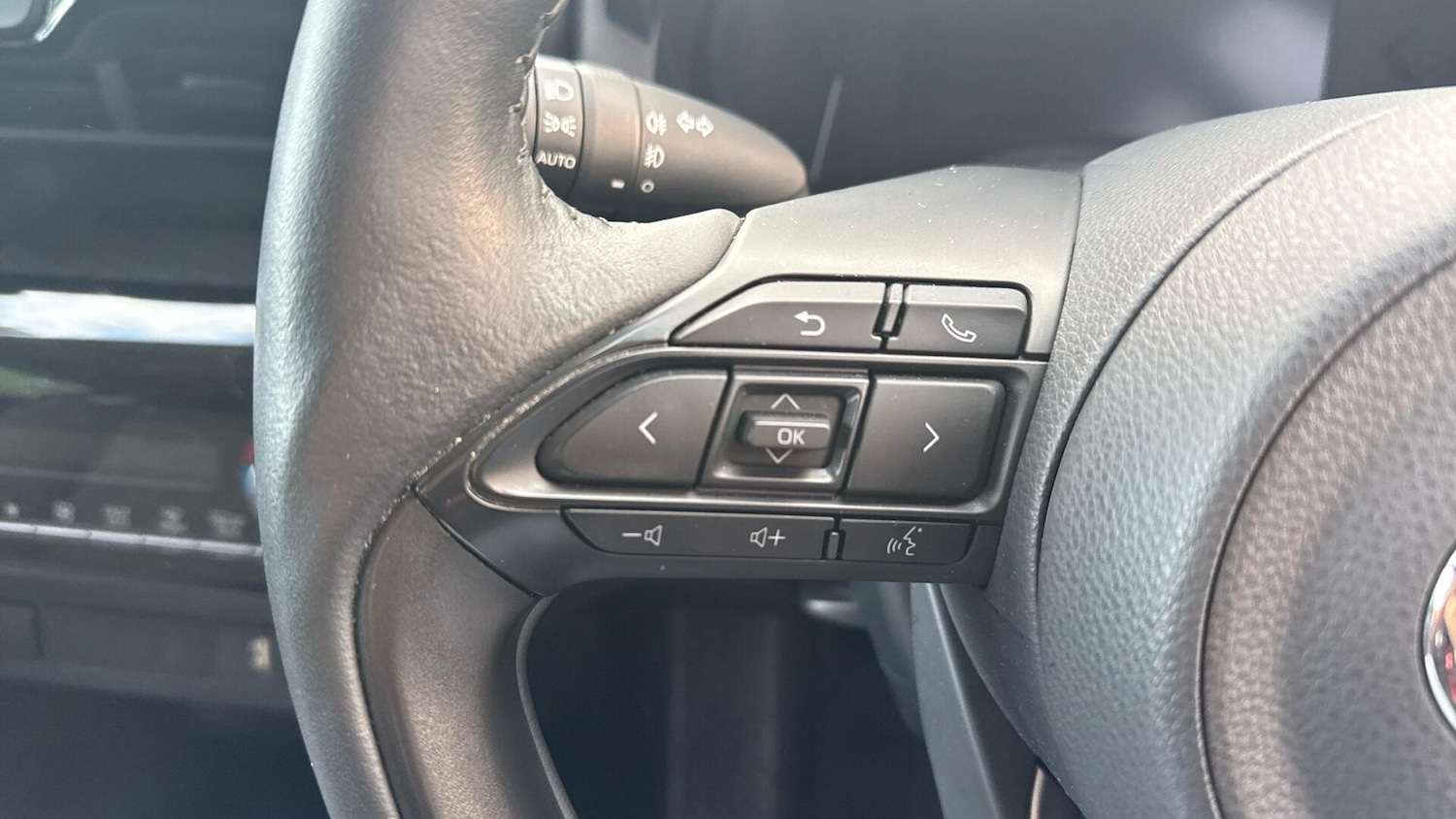 Used Toyota Yaris Cross 2024 for sale - 76561854: Photo 38