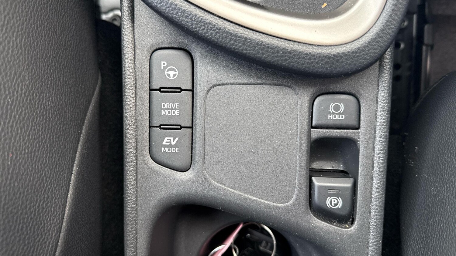 Used Toyota Yaris Cross 2024 for sale - 76561854: Photo 41