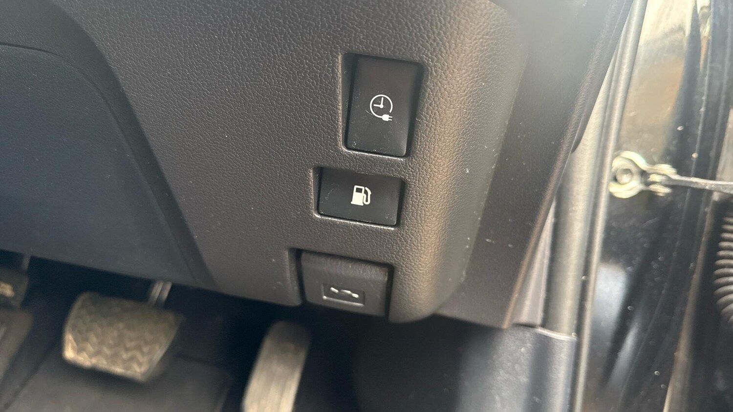 Used Toyota Prius 2022 for sale - 76484345: Photo 35