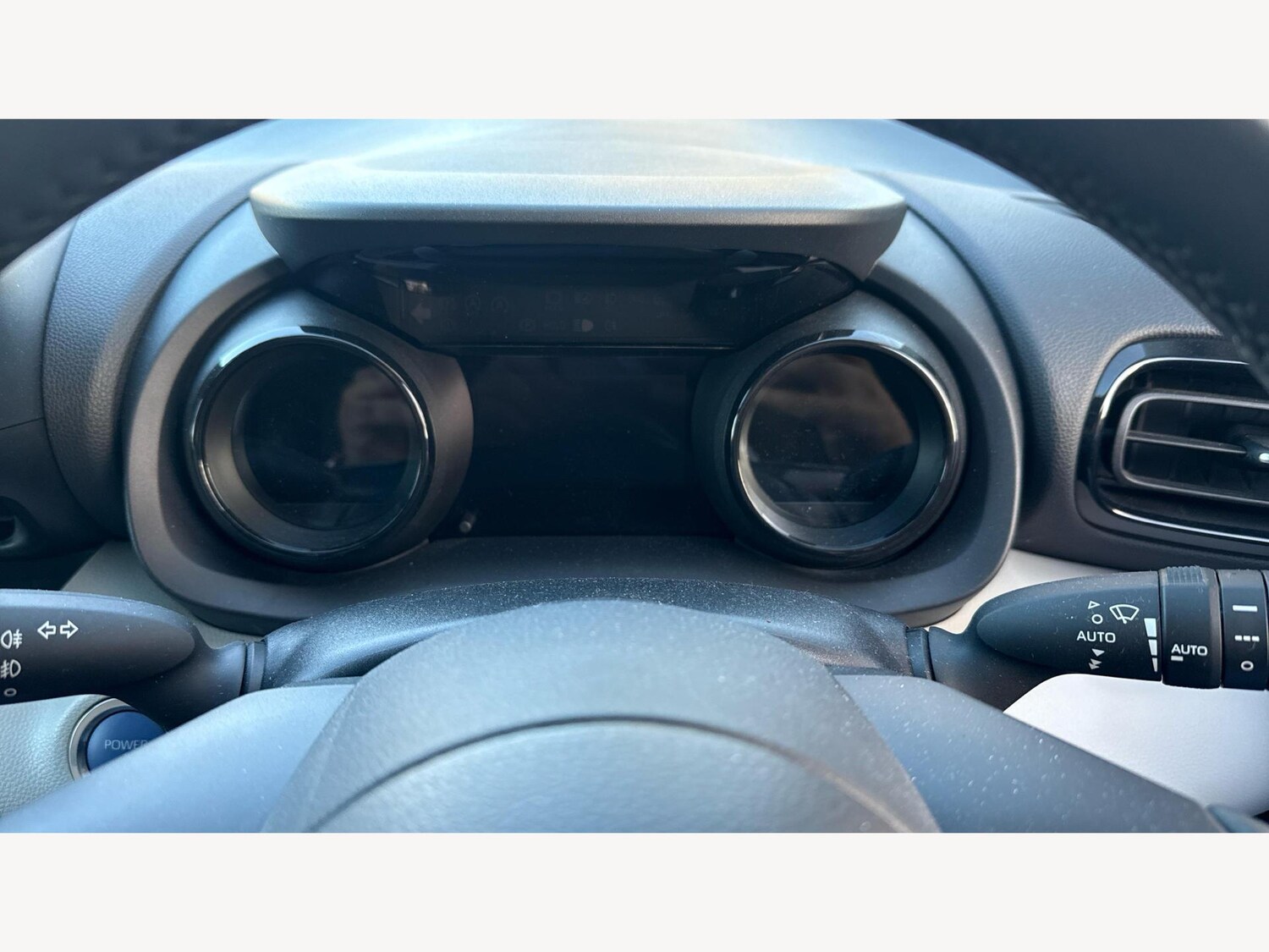 Used Toyota Yaris 2023 for sale - 76538366: Photo 11