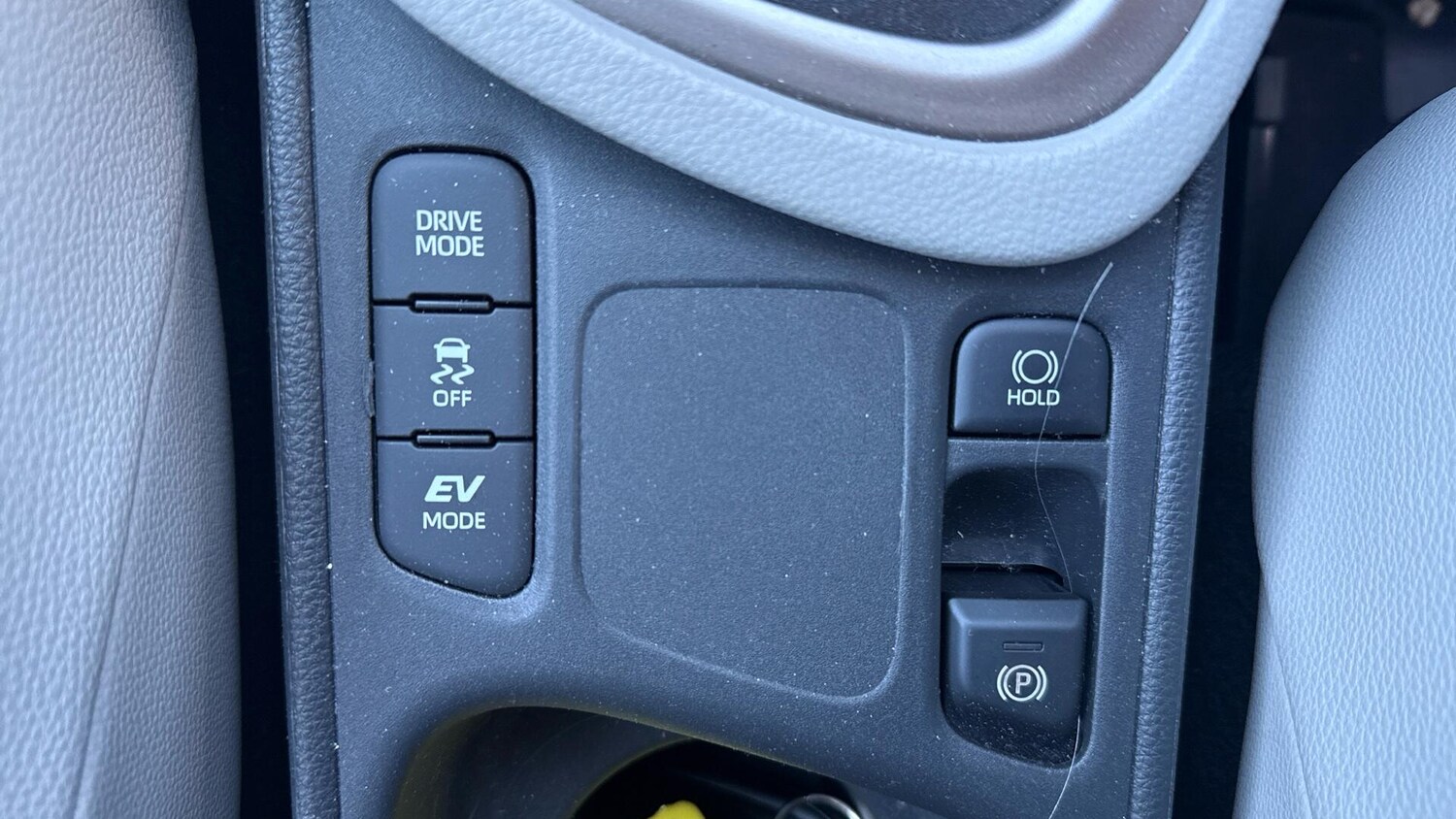 Used Toyota Yaris 2023 for sale - 76538366: Photo 36