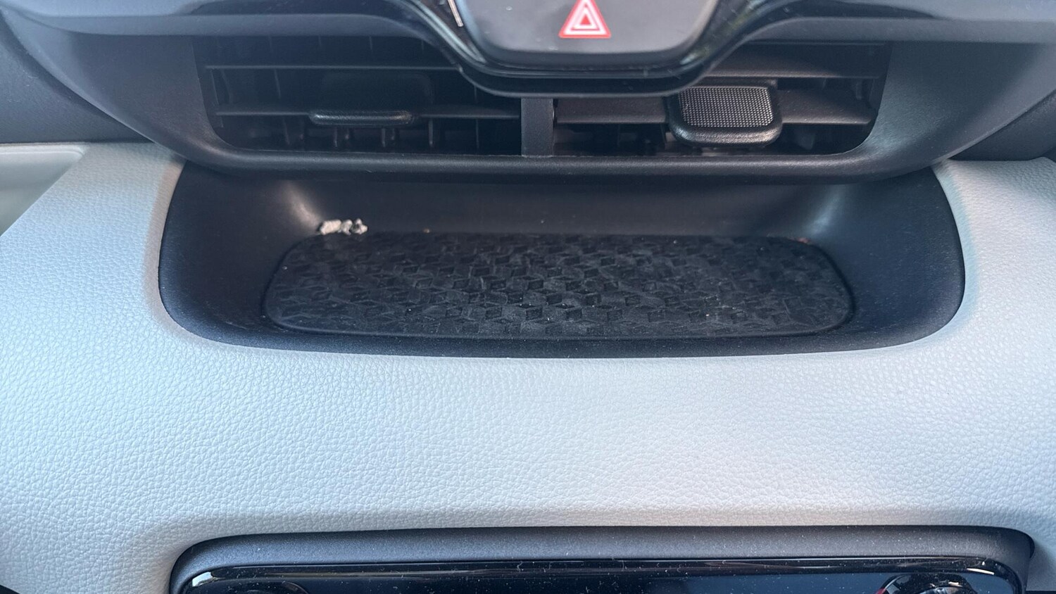 Used Toyota Yaris 2023 for sale - 76538366: Photo 39