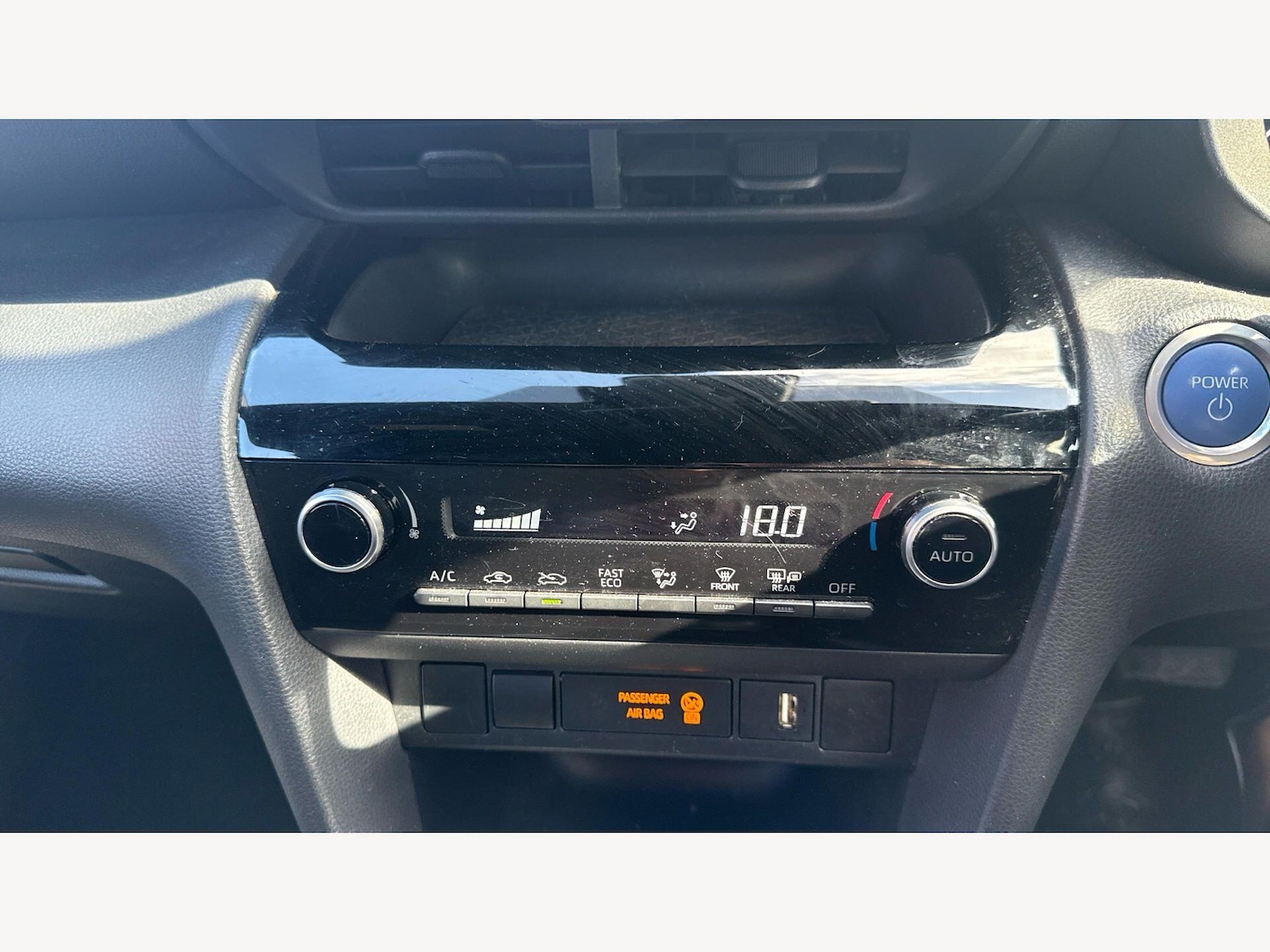 Used Toyota Yaris Cross 2022 for sale - 78072030: Photo 24