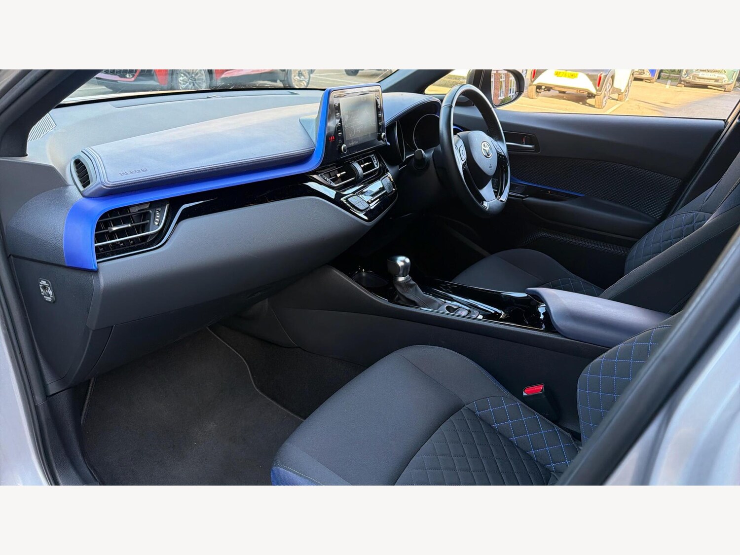 Used Toyota C-HR 2020 for sale - 77074662: Photo 12