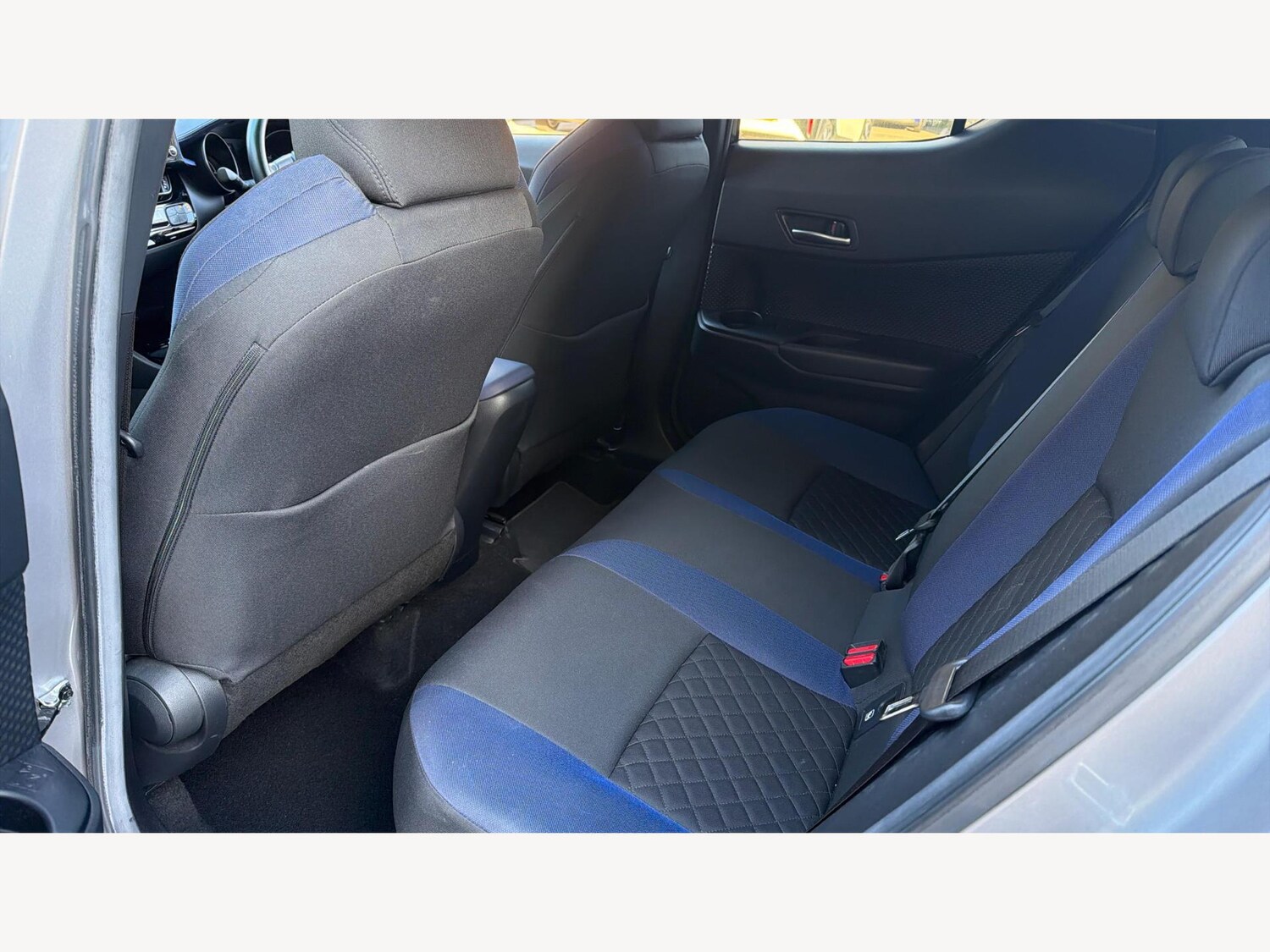 Used Toyota C-HR 2020 for sale - 77074662: Photo 15