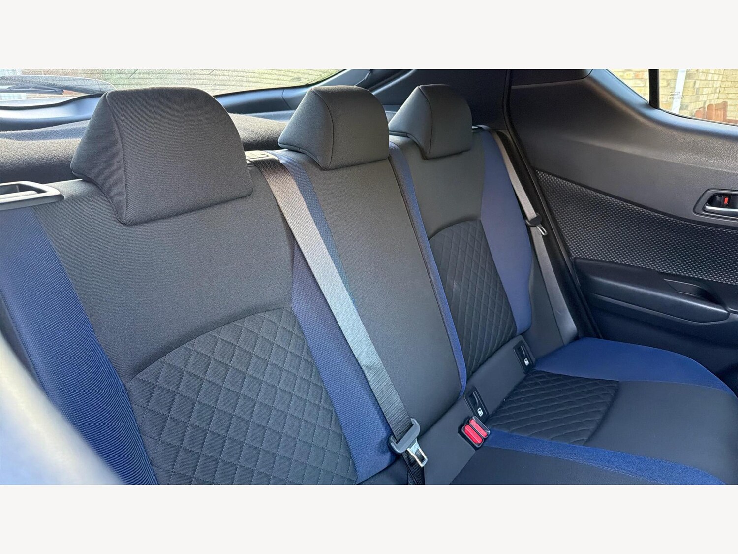 Used Toyota C-HR 2020 for sale - 77074662: Photo 26