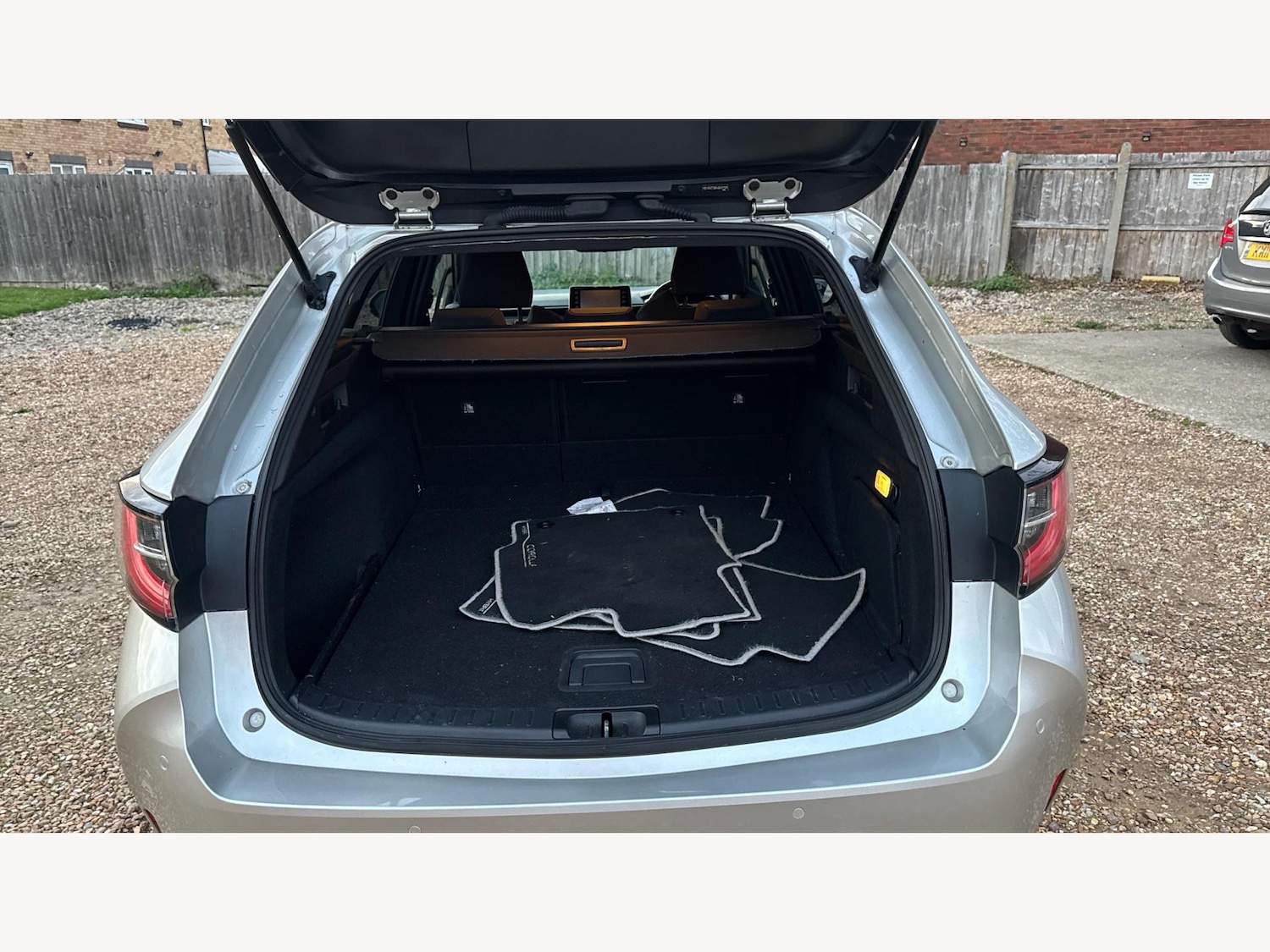 Used Toyota Corolla 2020 for sale - 76714801: Photo 16