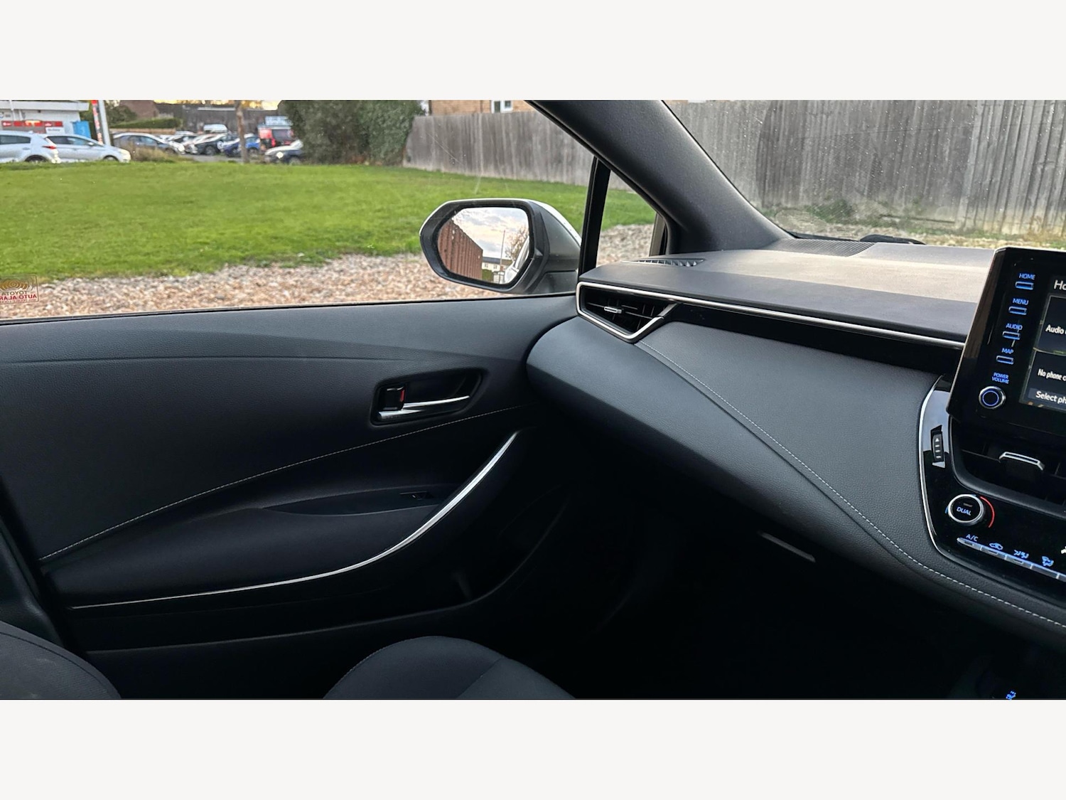 Used Toyota Corolla 2020 for sale - 76714801: Photo 30