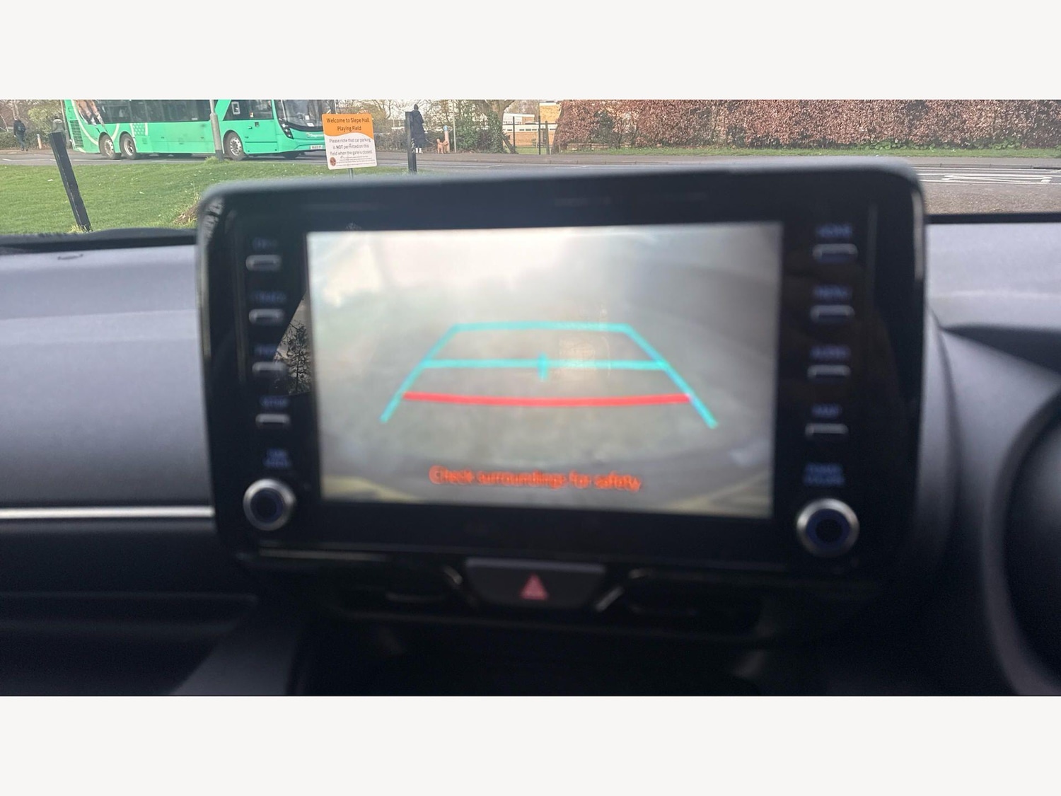 Used Toyota Yaris for sale - 77925143: Photo 26