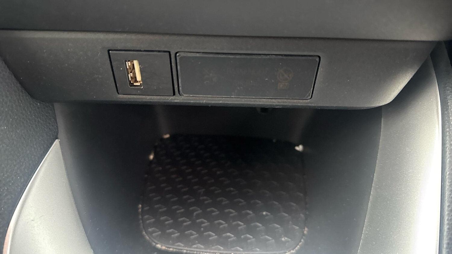 Used Toyota Yaris for sale - 77925143: Photo 36