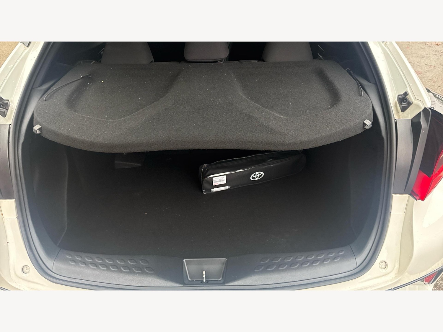 Used Toyota C-HR 2022 for sale - 76780746: Photo 16