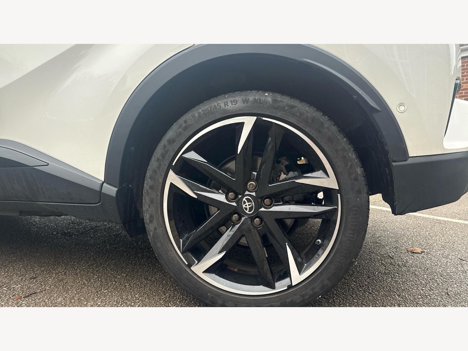 Used Toyota C-HR 2022 for sale - 76780746: Photo 20