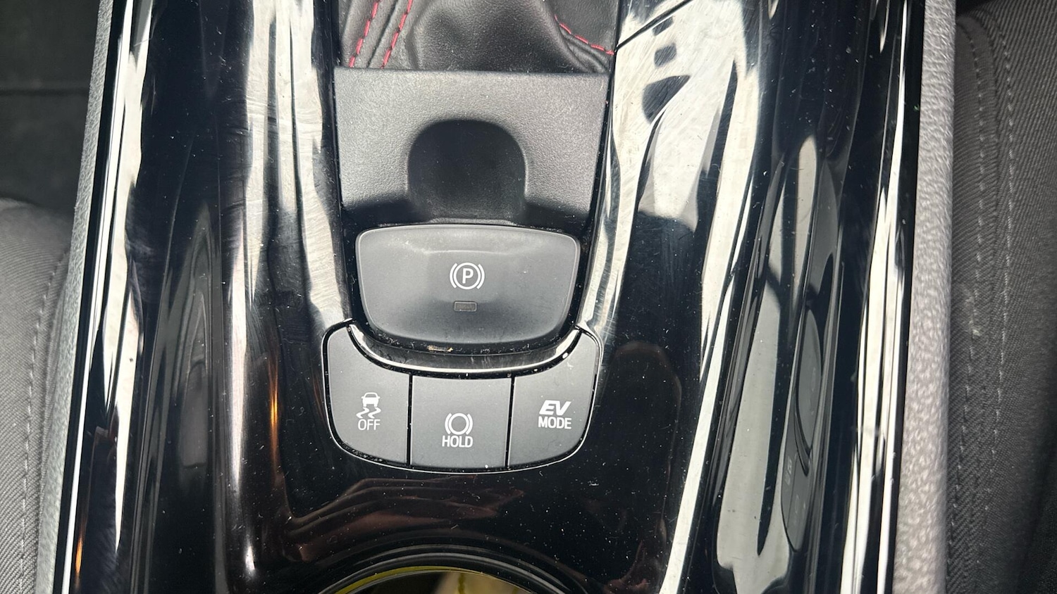 Used Toyota C-HR 2022 for sale - 76780746: Photo 41