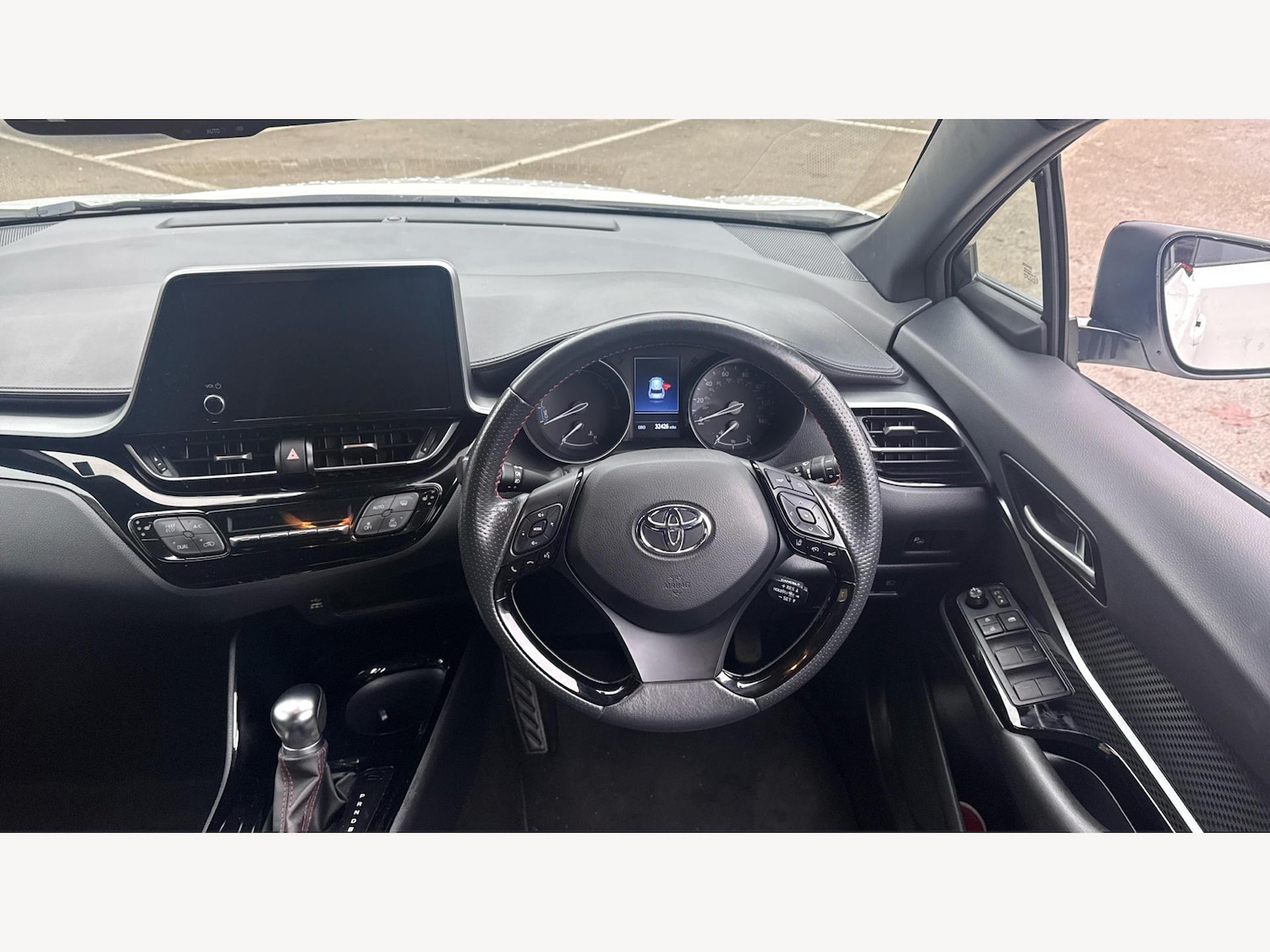 Used Toyota C-HR 2022 for sale - 76780746: Photo 8