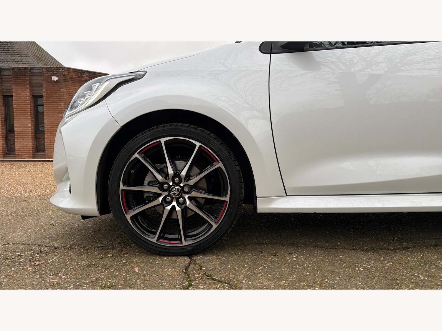 Used Toyota Yaris 2024 for sale - 77396210: Photo 20