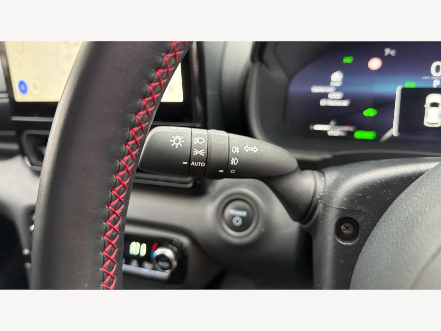 Used Toyota Yaris 2024 for sale - 77396210: Photo 30