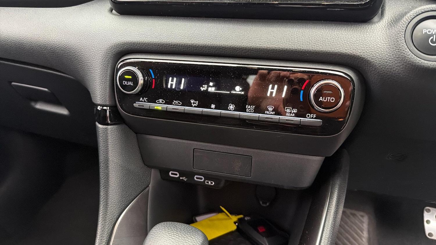 Used Toyota Yaris 2024 for sale - 77396210: Photo 32