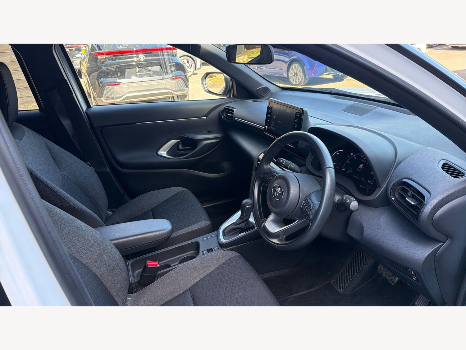 Used Toyota Yaris Cross 2023 for sale - 77940272: Photo 13