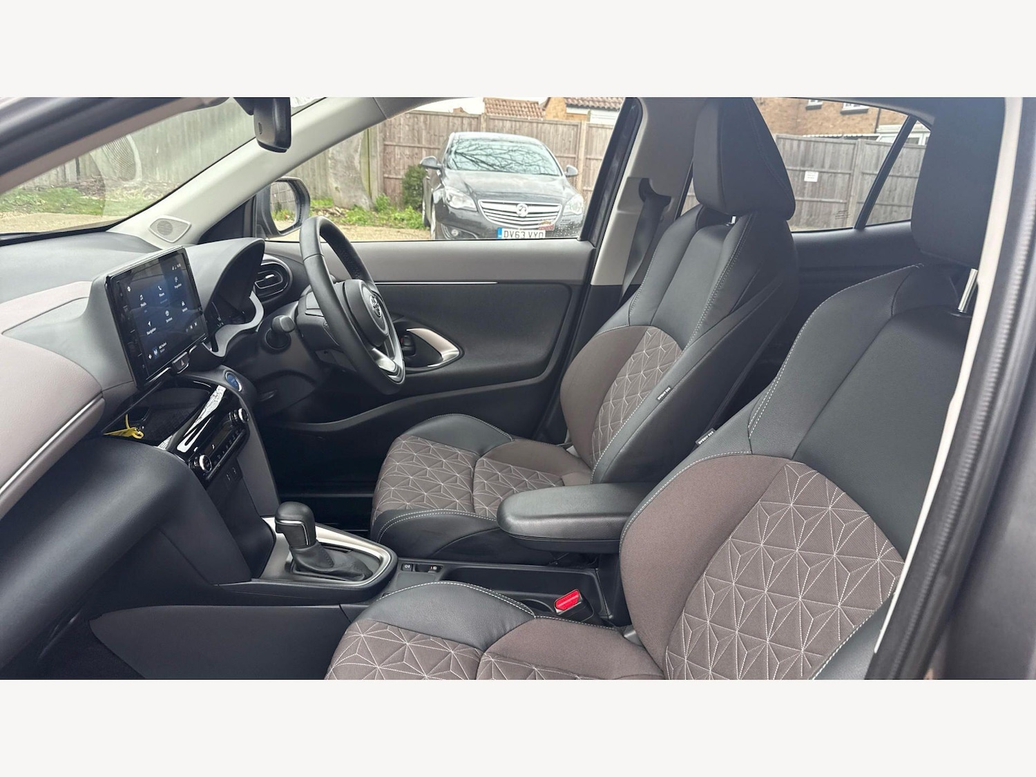 Used Toyota Yaris Cross 2023 for sale - 77993681: Photo 12