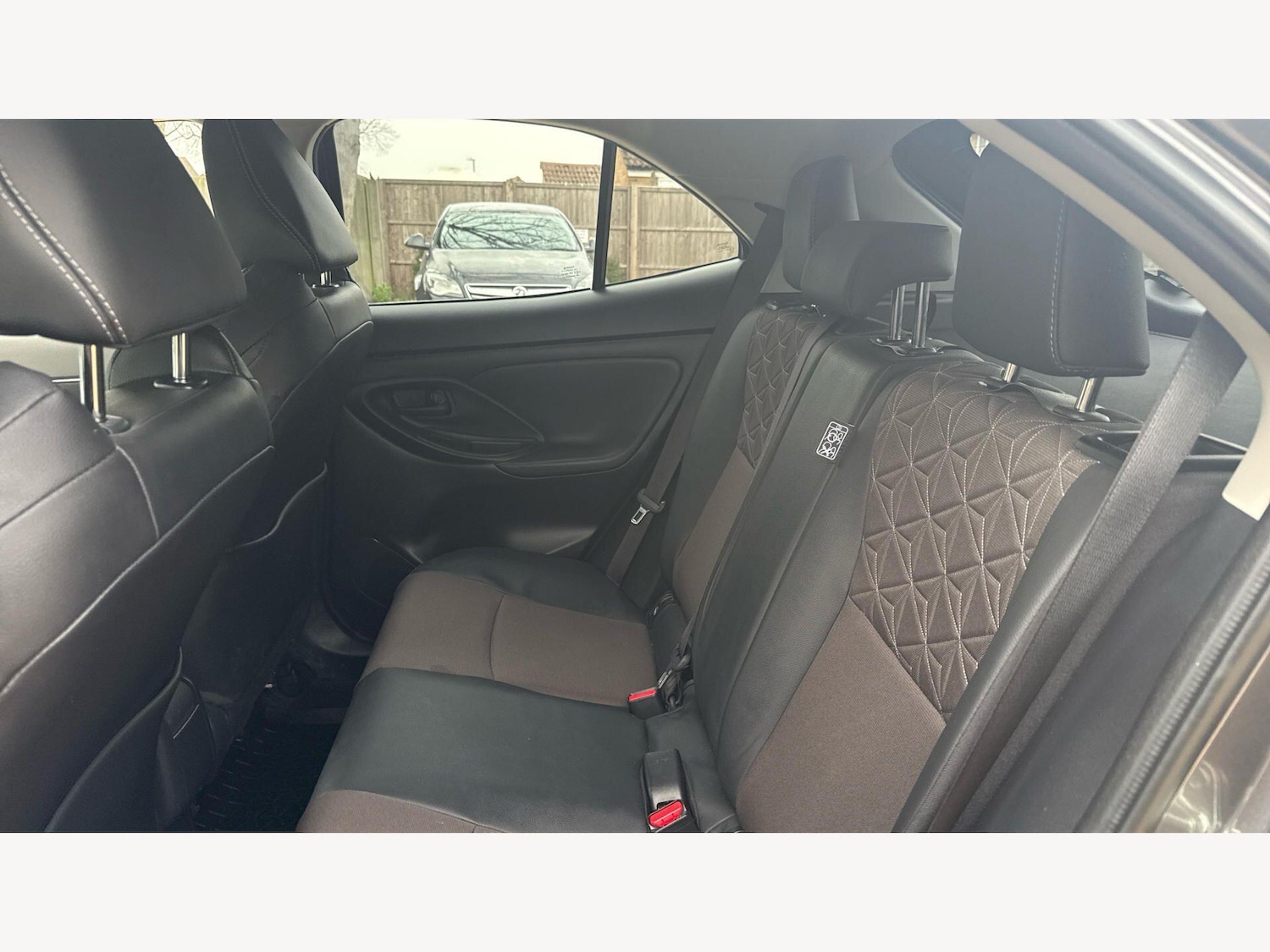 Used Toyota Yaris Cross 2023 for sale - 77993681: Photo 15