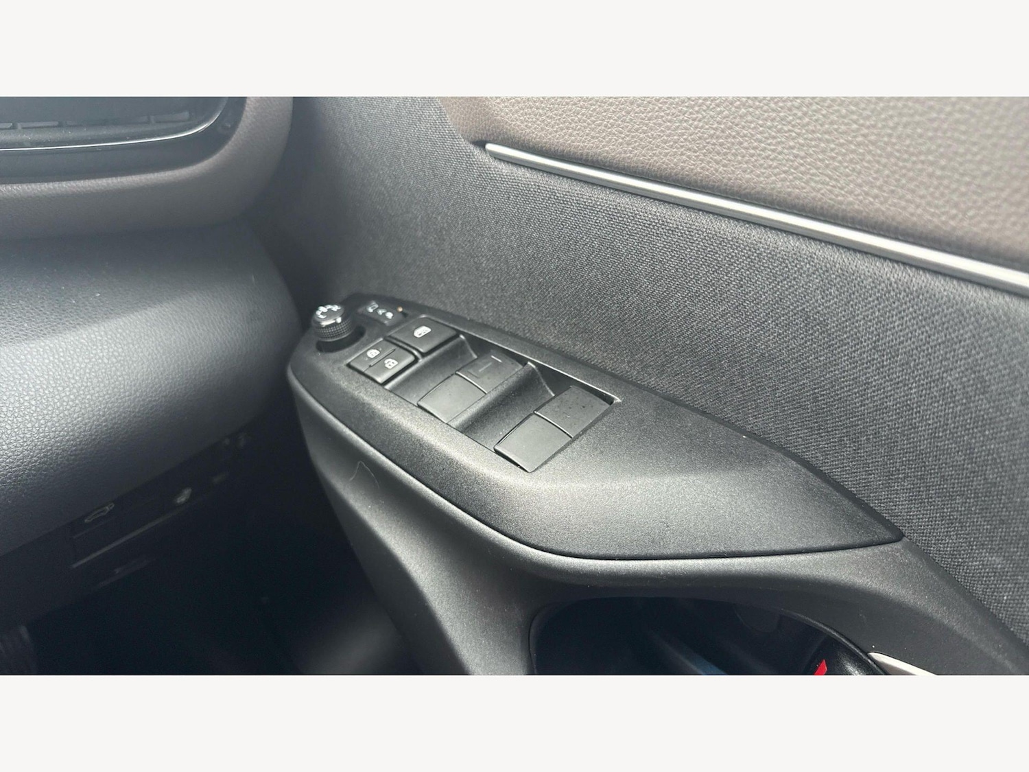 Used Toyota Yaris Cross 2023 for sale - 77993681: Photo 24