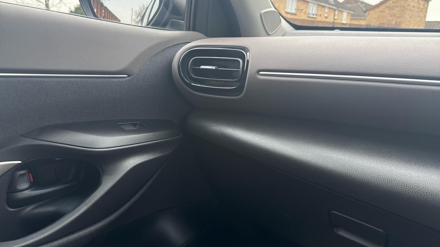 Used Toyota Yaris Cross 2023 for sale - 77993681: Photo 32