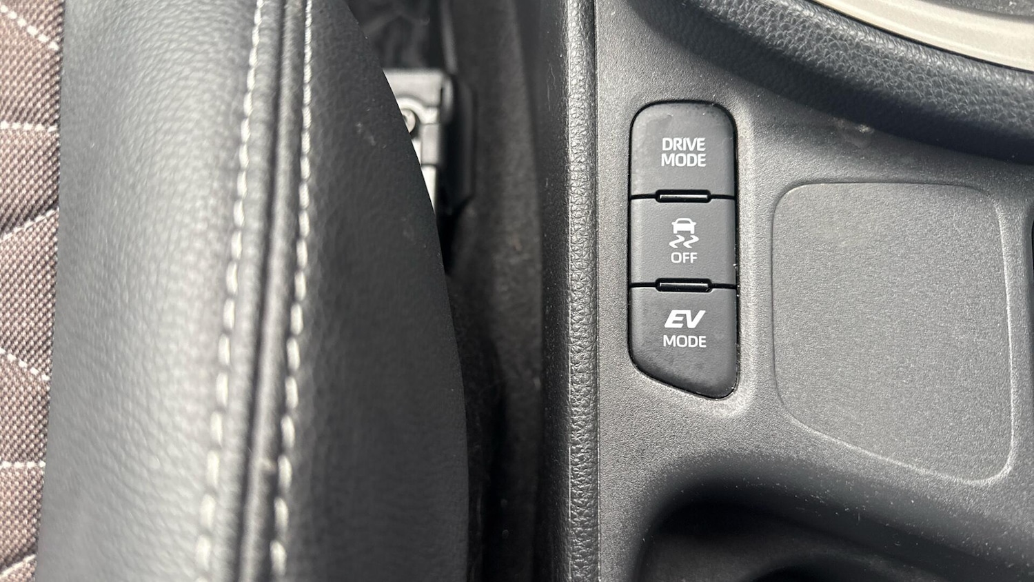 Used Toyota Yaris Cross 2023 for sale - 77993681: Photo 35