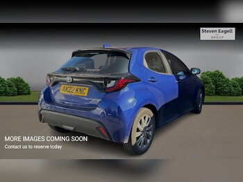 Used Toyota Yaris 2022 for sale - 77823537: Photo