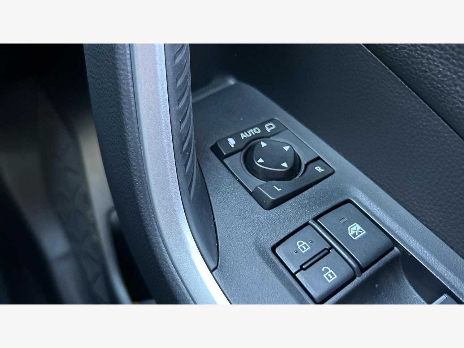 Used Toyota RAV4 2021 for sale - 77575018: Photo 23