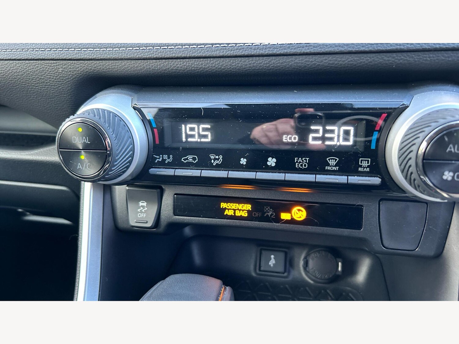 Used Toyota RAV4 2021 for sale - 77575018: Photo 26