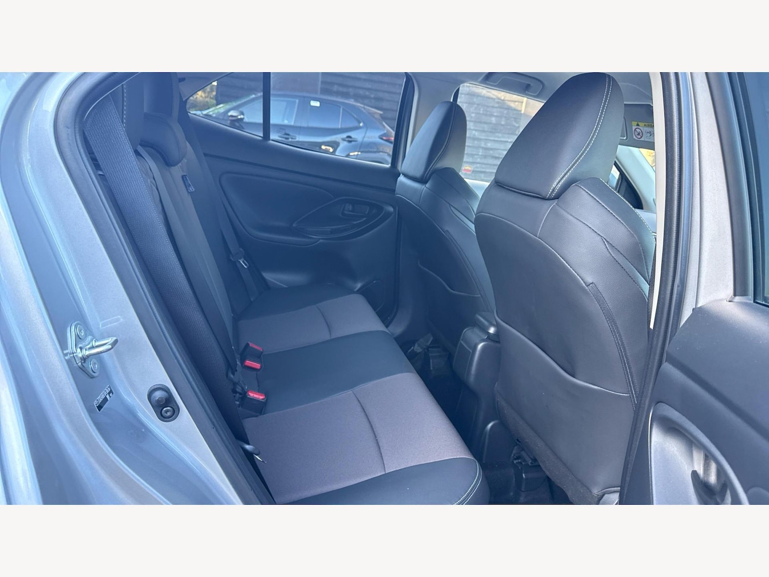 Used Toyota Yaris Cross 2023 for sale - 77057171: Photo 14