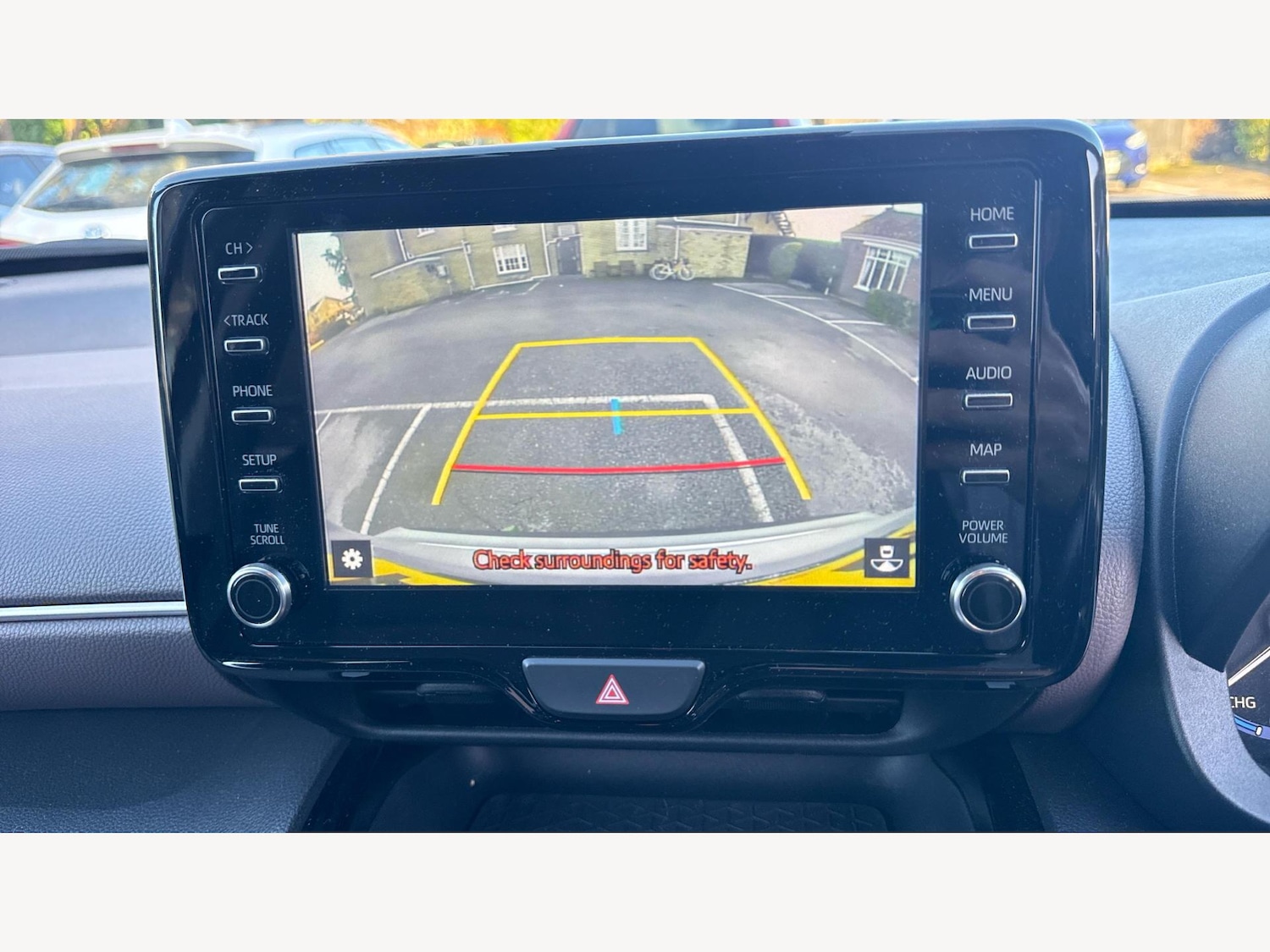 Used Toyota Yaris Cross 2023 for sale - 77057171: Photo 30