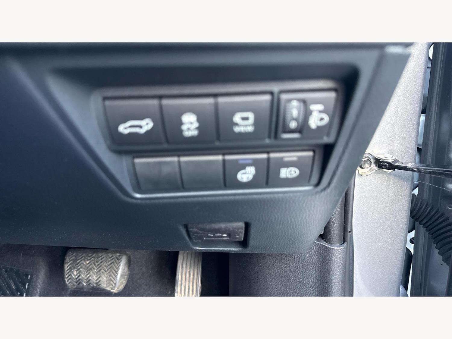 Used Toyota Yaris Cross 2023 for sale - 77057171: Photo 31