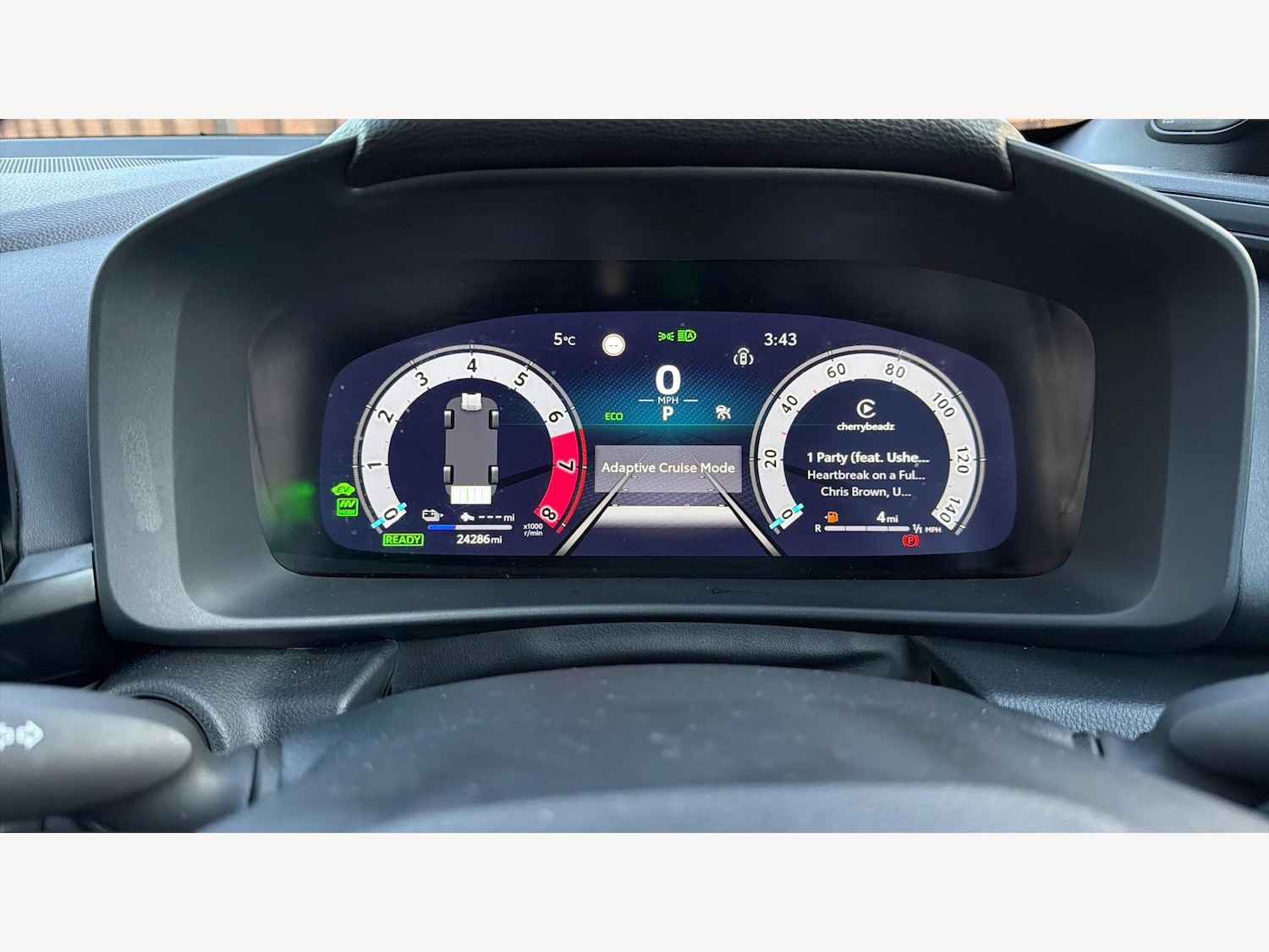 Used Toyota C-HR 2024 for sale - 77396190: Photo 11