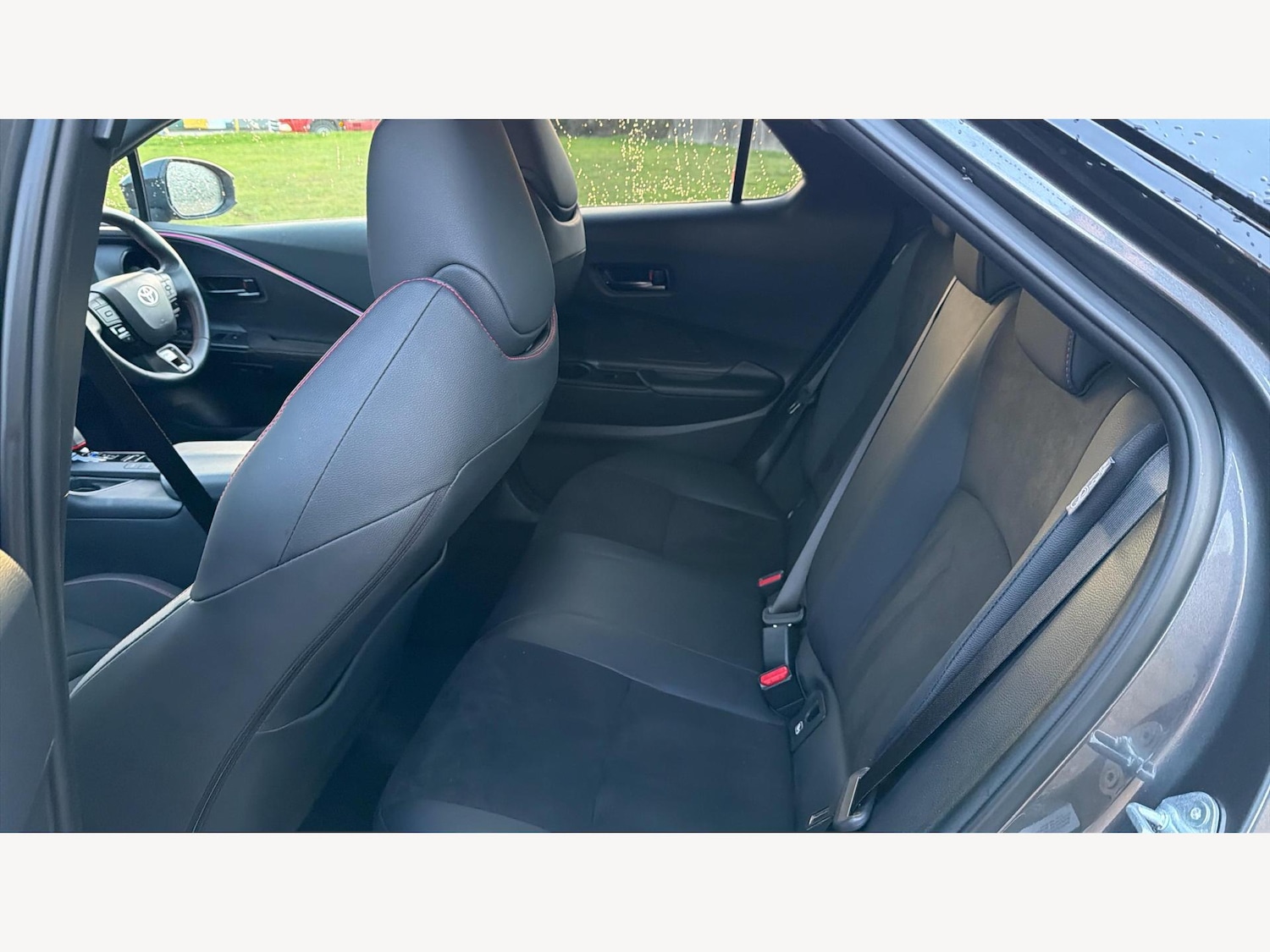 Used Toyota C-HR 2024 for sale - 77396190: Photo 15