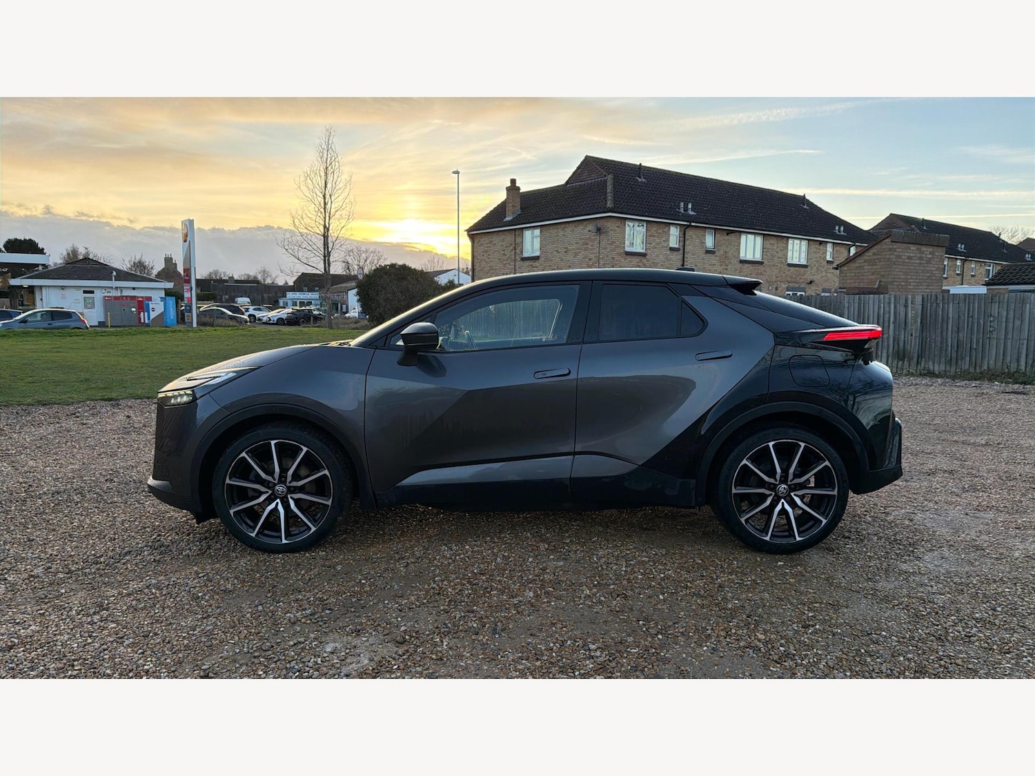 Used Toyota C-HR 2024 for sale - 77396190: Photo 19