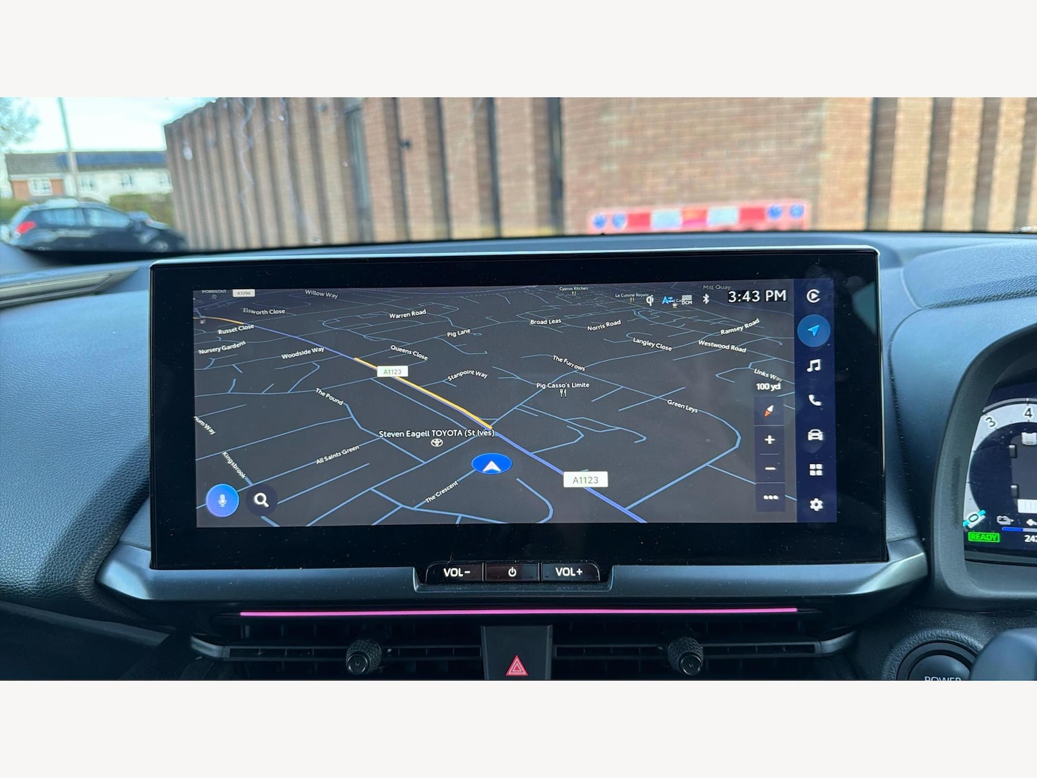 Used Toyota C-HR 2024 for sale - 77396190: Photo 9